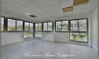 Bureau 5 Pièces 65 m² à louer à Trappes (78190)