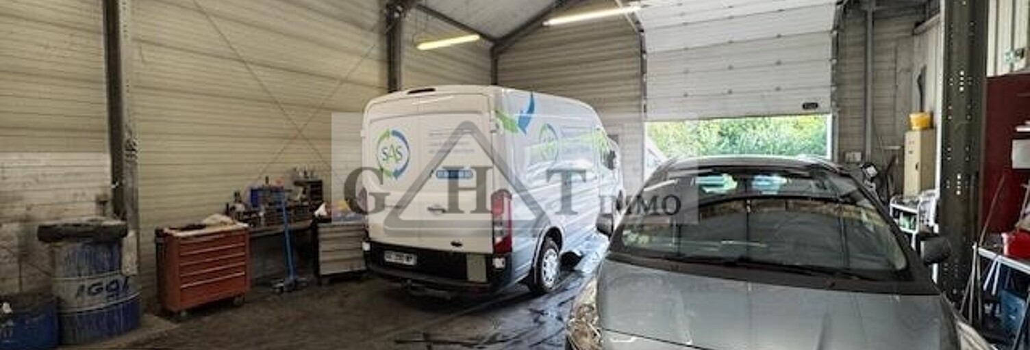 Local industriel  970 m² à louer à Bondoufle (91070)