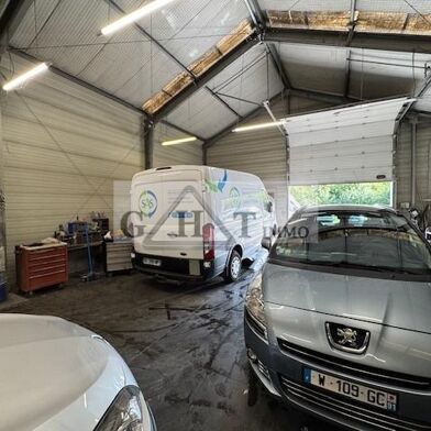 Local industriel  10000 €