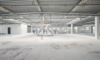 Local industriel  851 m² à louer à Marcoussis (91460)