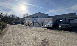 Local industriel  1850 m² à vendre à Presles (95590)