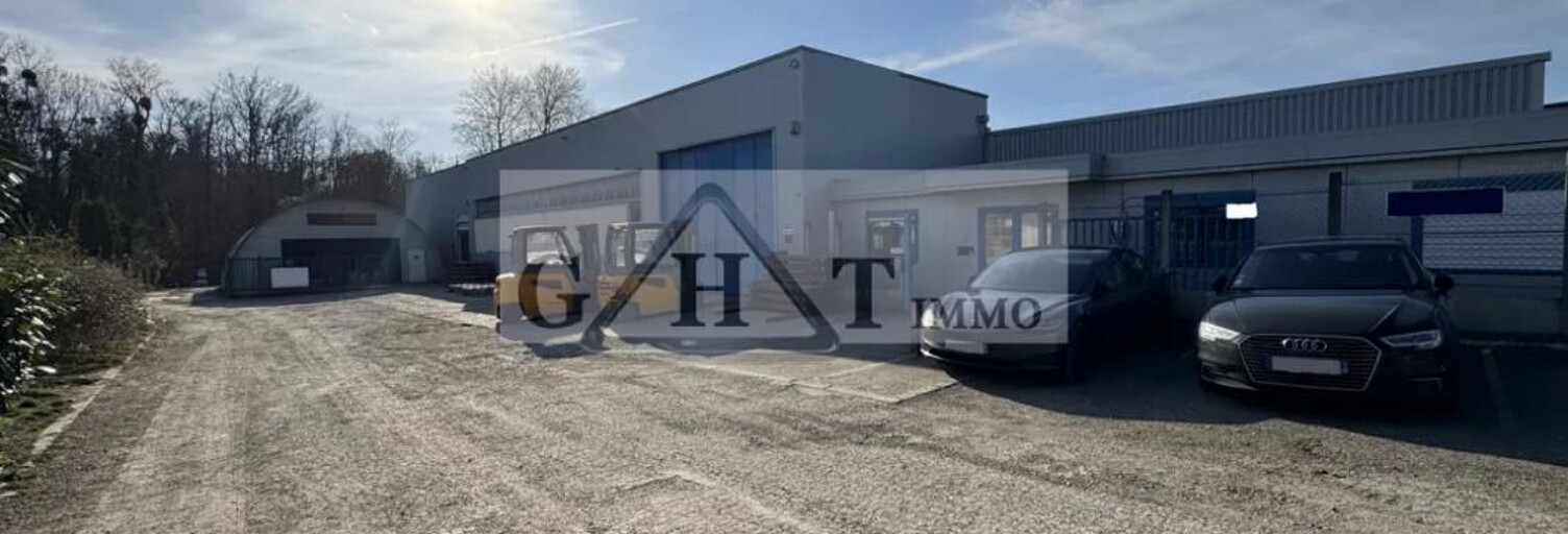 Local industriel  1850 m² à vendre à Presles (95590)