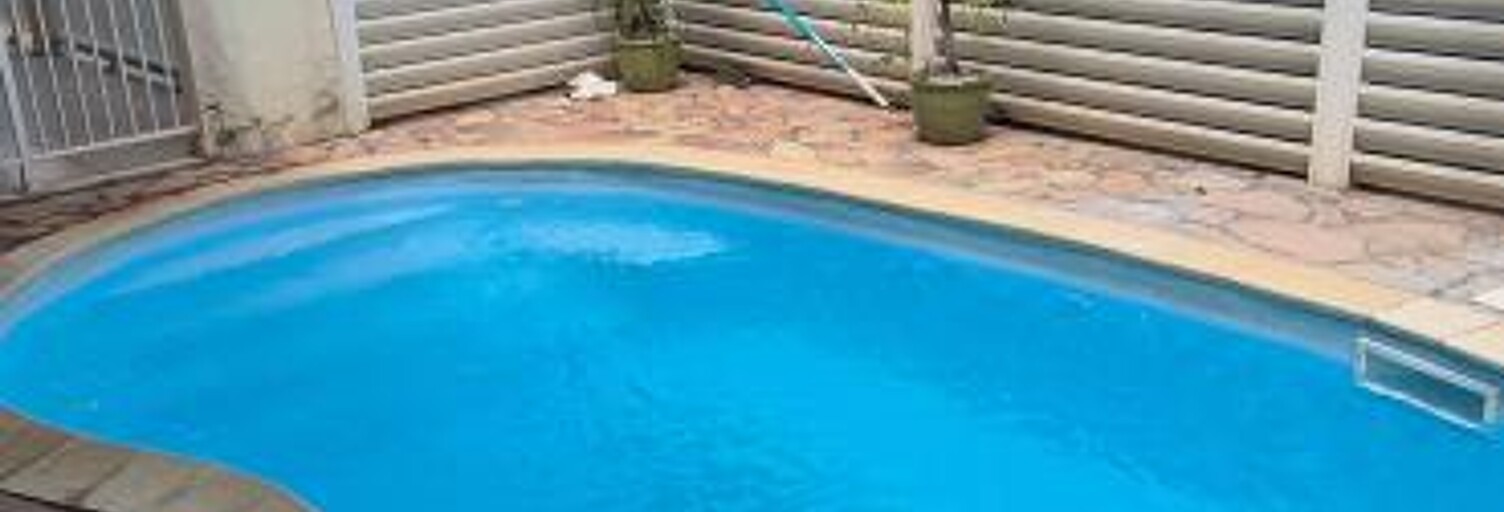 Maison 8 Pièces 170 m² à vendre à Sainte-Anne (97227)