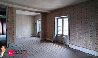 Immeuble  251 m² à vendre à Thizy-les-Bourgs (69240)