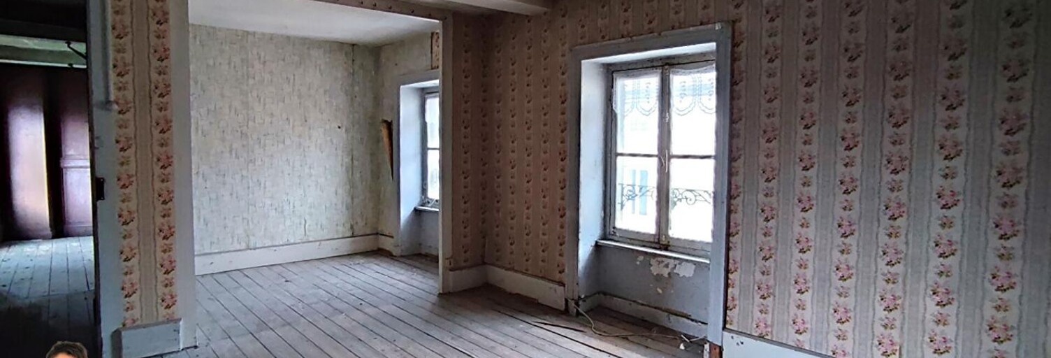 Immeuble  251 m² à vendre à Thizy-les-Bourgs (69240)