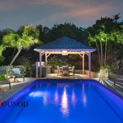 Maison 8 pièces 9000 €