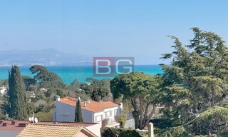 Appartement 5 Pièces 99 m² à vendre à Antibes (06160)
