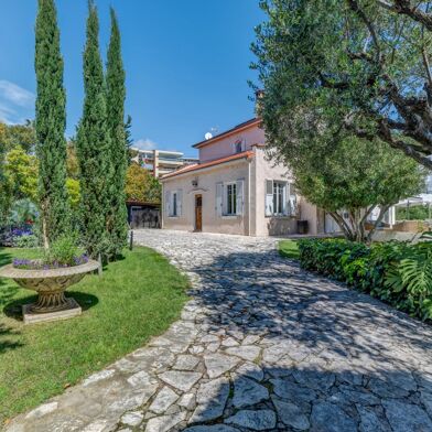 Maison 7 pièces 2390000 €