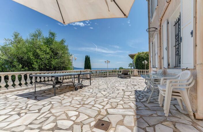 Fabron - Villa de maitre avec Piscine et Vue mer — photo 2