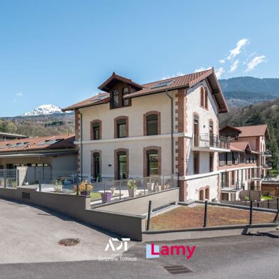 Appartement 5 pièces 550000 €