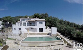Maison 7 Pièces 255 m² à vendre à Mandelieu-la-Napoule (06210)
