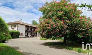 Maison 10 Pièces 262 m² à vendre à Mionnay (01390)