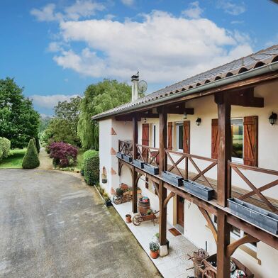 Maison 10 pièces 750000 €