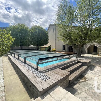 Maison 9 pièces 349000 €