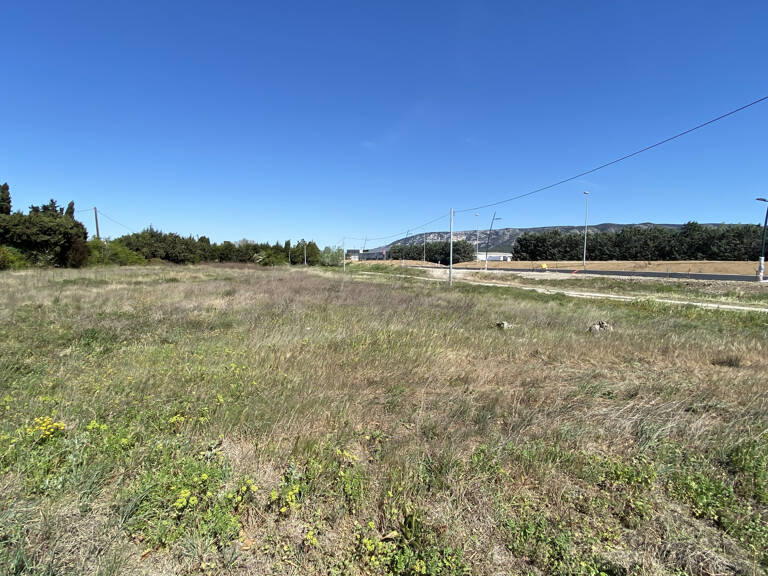 Terrain viabilisé de 422m2 à Cavaillon — photo 1