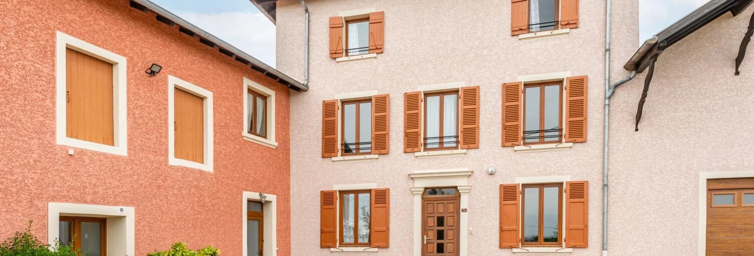 Maison 13 Pièces 220 m² à vendre à Saint-Lager (69220)