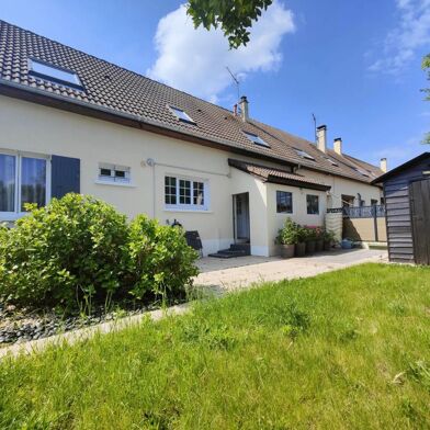 Maison 5 pièces 399000 €