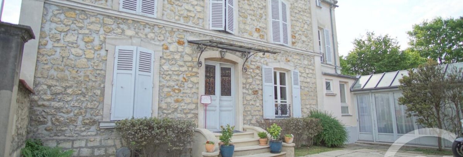 Maison 6 Pièces 142 m² à vendre à Créteil (94000)