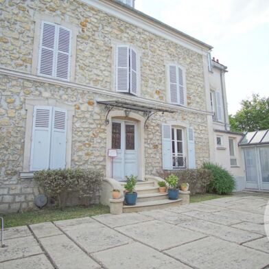 Maison 6 pièces 755000 €