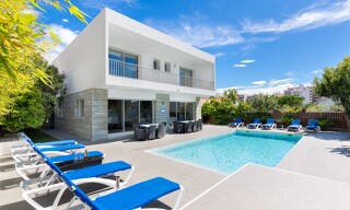 Maison 8 Pièces 263 m² à vendre à Antibes (06160)