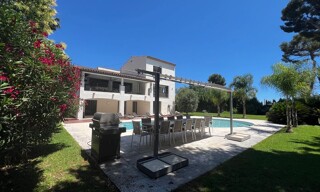 Maison 11 Pièces 343 m² à vendre à Antibes (06160)