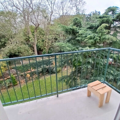 Appartement 4 pièces 950 €
