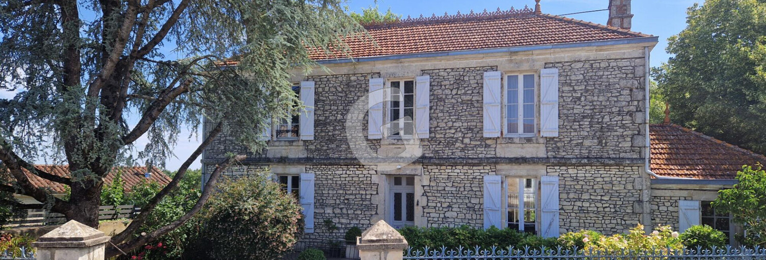 Maison 7 Pièces 160 m² à vendre à Curzon (85540)