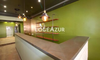 Commerce  59 m² à vendre à Antibes (06160)