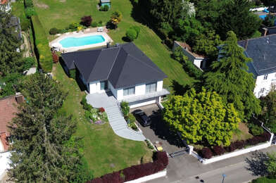 Maison 7 pièces 748800 €