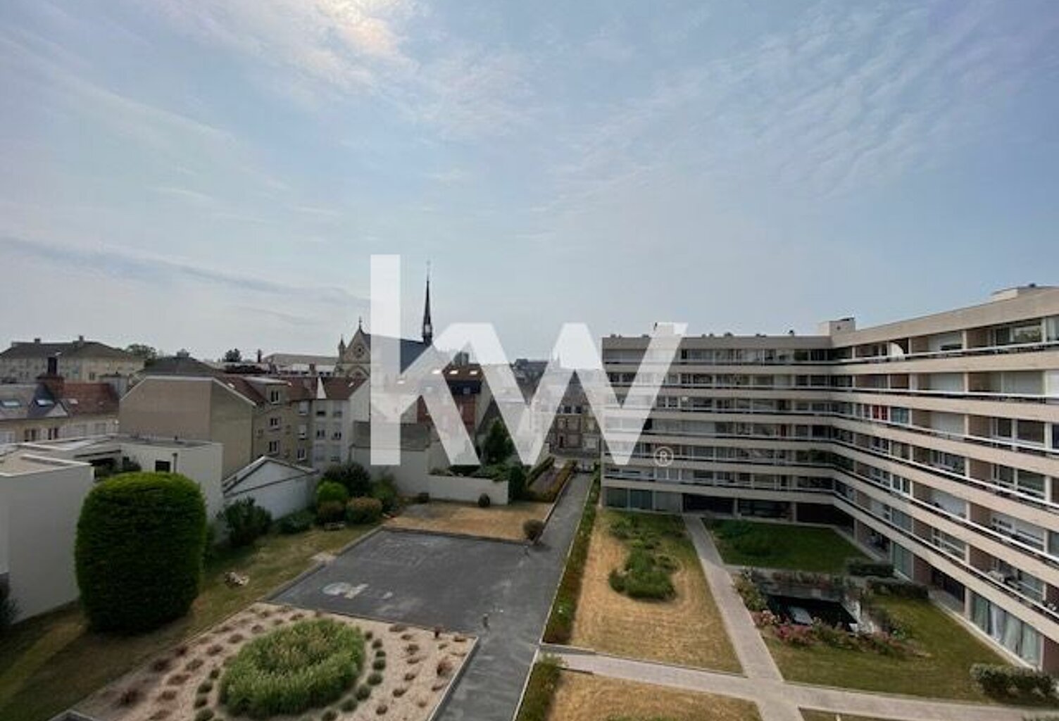 VENTE : Appartement T3 avec garage et cave à REIMS proche centr — photo 1