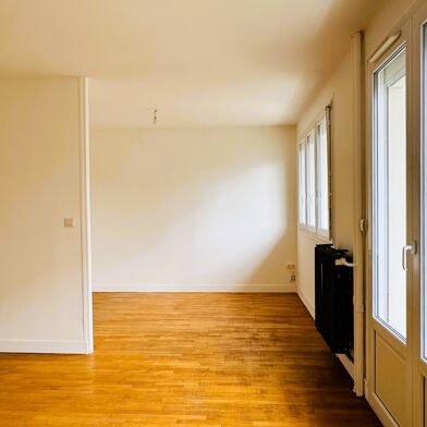 Appartement 5 pièces 118000 €