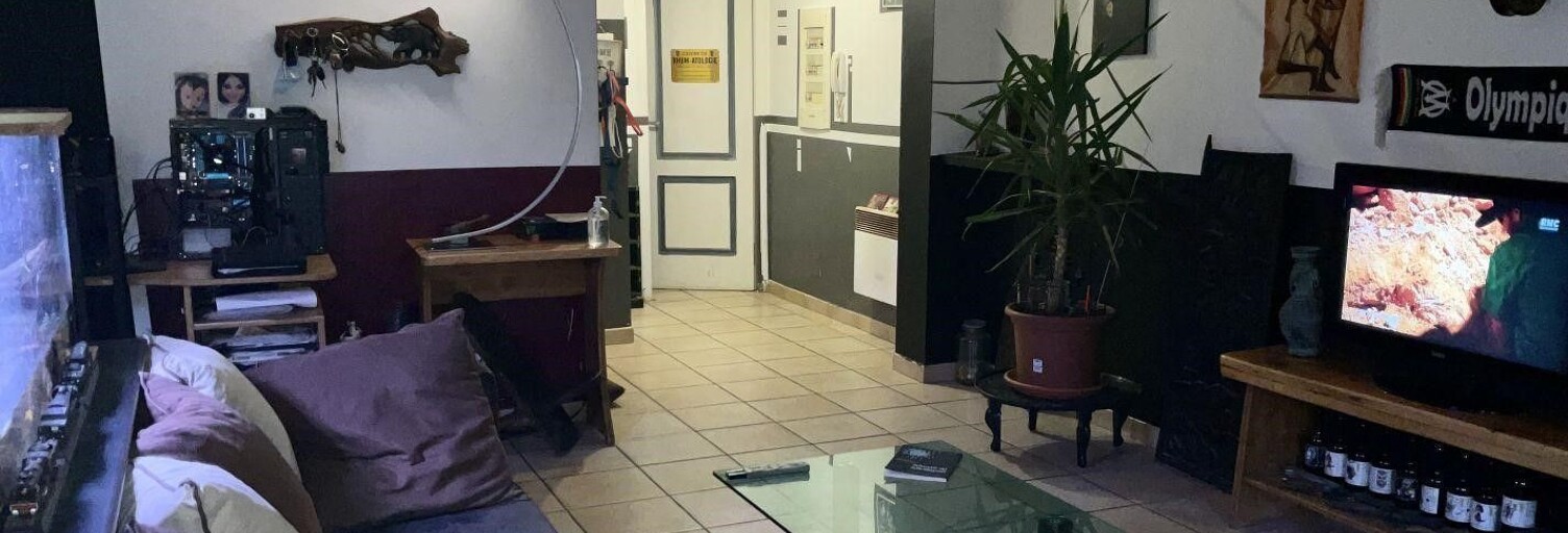 Immeuble  130 m² à vendre à Sallèles-d'Aude (11590)