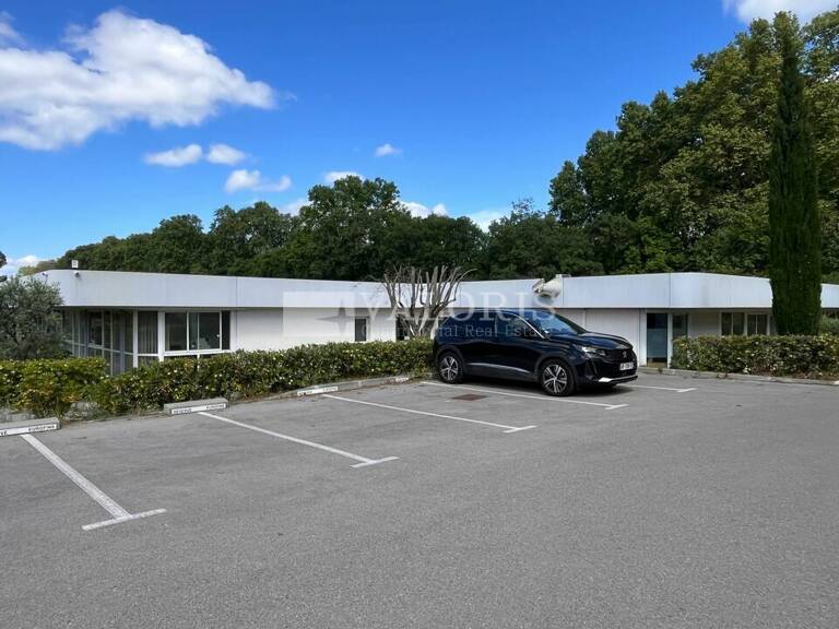 BUREAUX à LOUER — photo 1