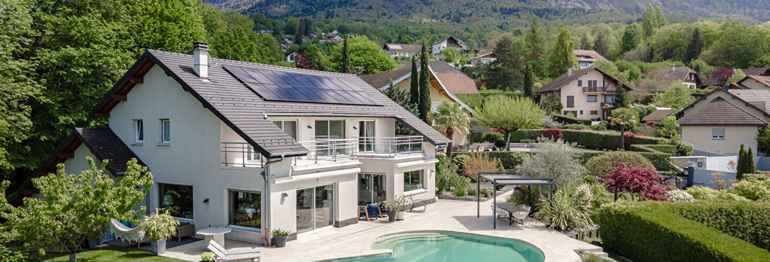 Maison 5 Pièces 182 m² à vendre à Pugny-Chatenod (73100)