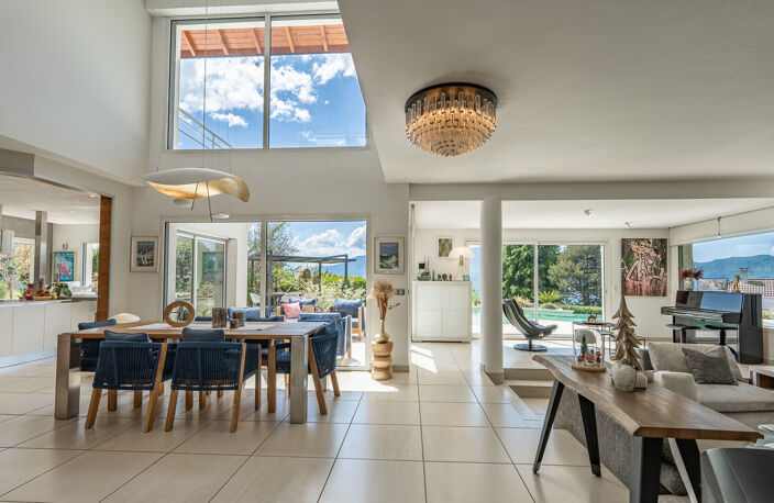 Maison Pugny Chatenod  5 pièces 182 m2 - piscine — photo 2