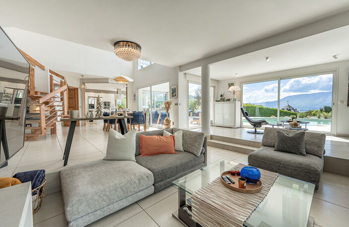 Maison Pugny Chatenod  5 pièces 182 m2 - piscine — photo 4