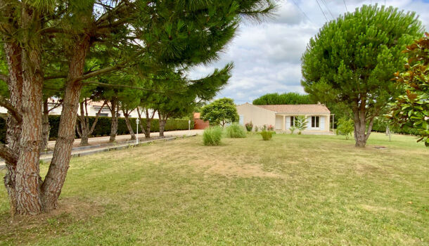 Villa / Maison 4 pièces  à vendre Jonzac 17500