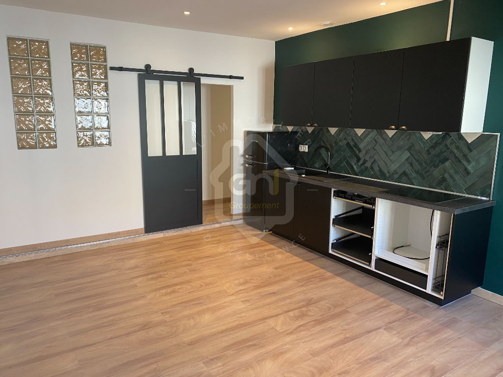 Appartement 2 pièces  à louer Nîmes 30900