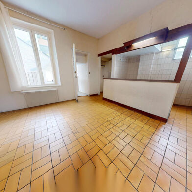 Appartement 4 pièces 117000 €