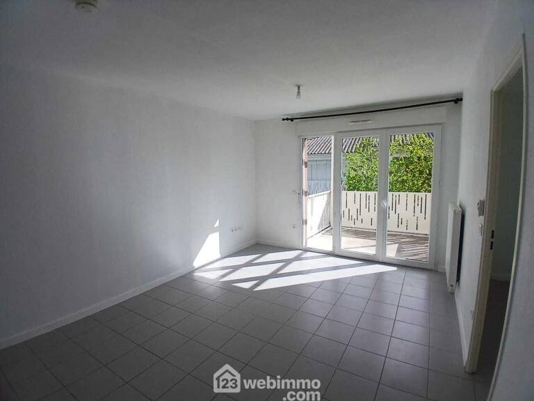 Appartement - 40m² - Saint-Médard-en-Jalles — photo 1