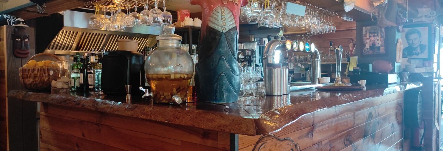 Commerce  180 m² à vendre à Mèze (34140)