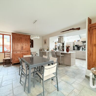 Maison 6 pièces 560000 €