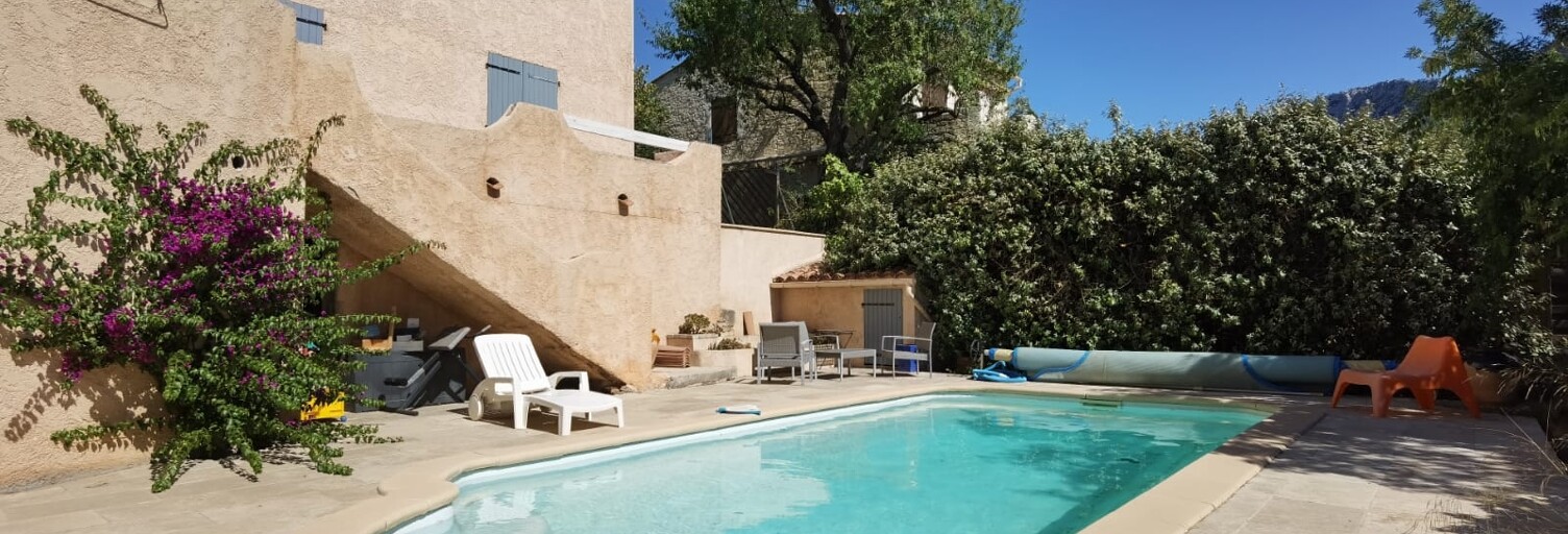 Maison 74 Pièces 180 m² à vendre à Le Revest-les-Eaux (83200)