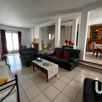 Maison 7 pièces 471200 €