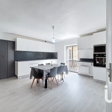 Appartement 4 pièces 379500 €