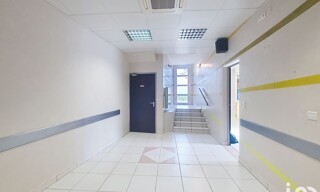 Commerce  71 m² à louer à Lombez (32220)