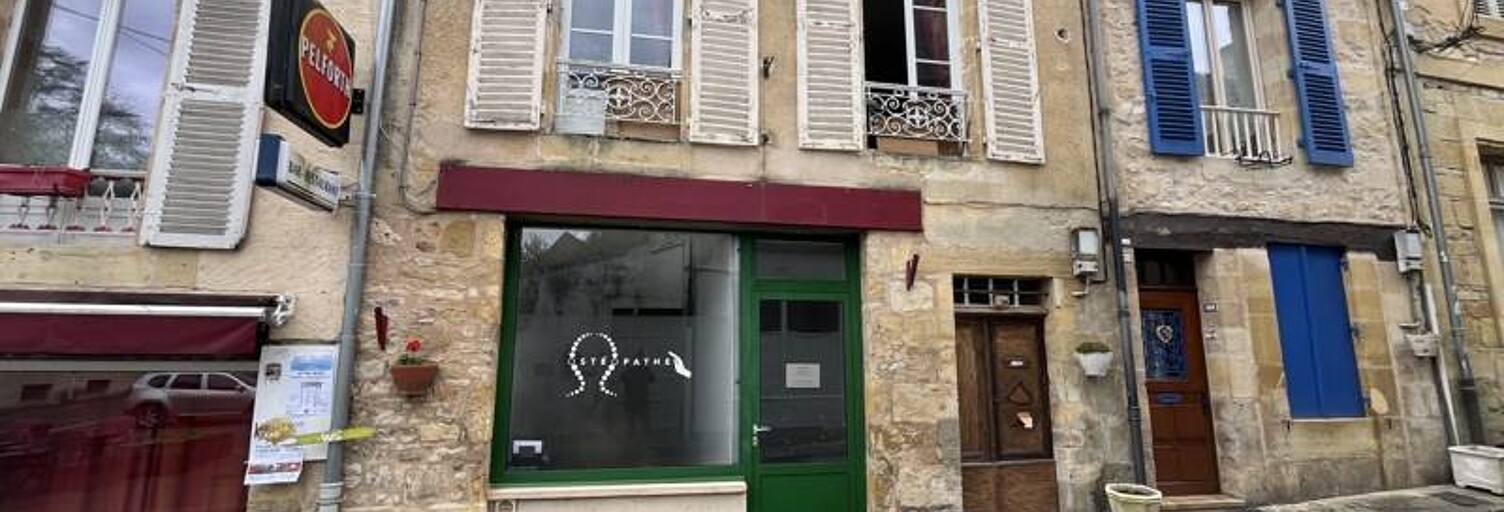 Immeuble   m² à vendre à Excideuil (24160)