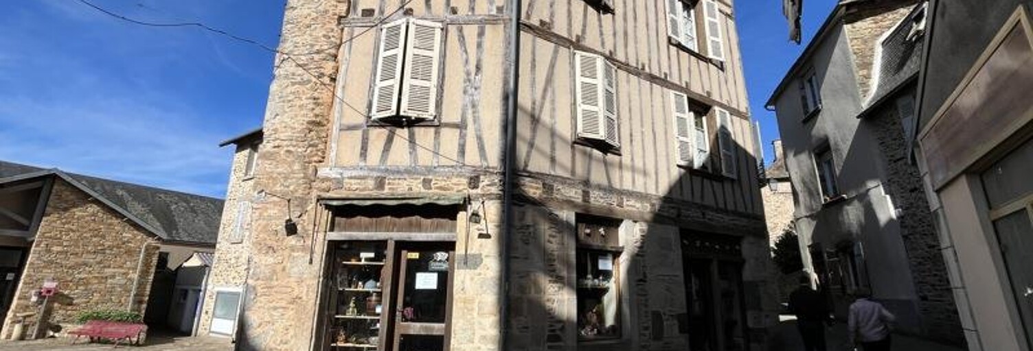 Immeuble   m² à vendre à Saint-Yrieix-la-Perche (87500)