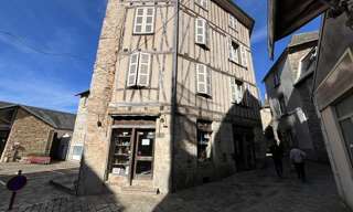 Immeuble   m² à vendre à Saint-Yrieix-la-Perche (87500)