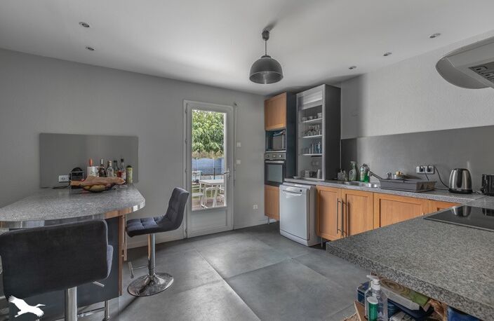 Maison de bourg de 7 pièces principales — photo 3